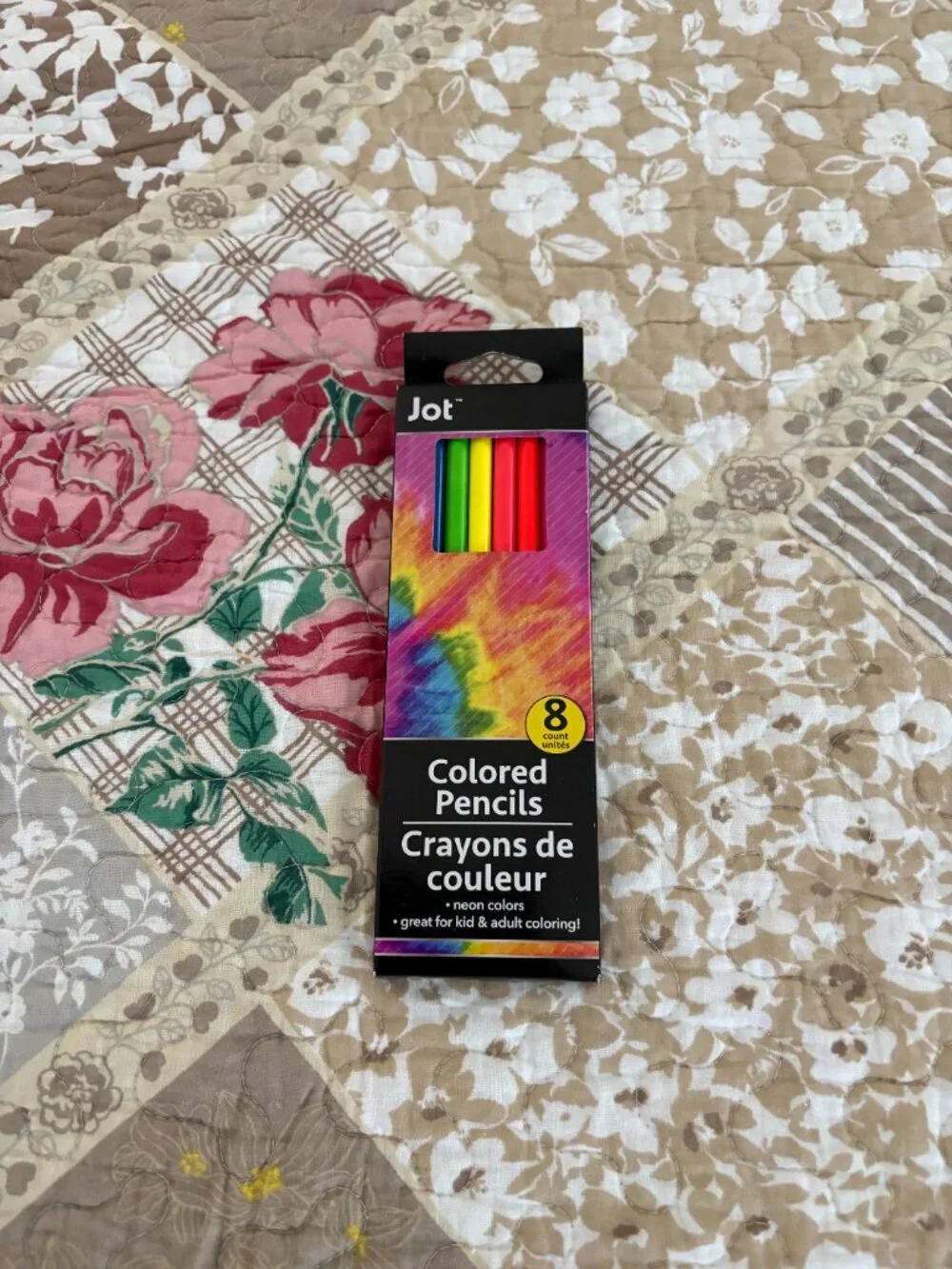 Color Creative Happy Easter Coloring to Celebrate the Season & 8 Colored Pencils